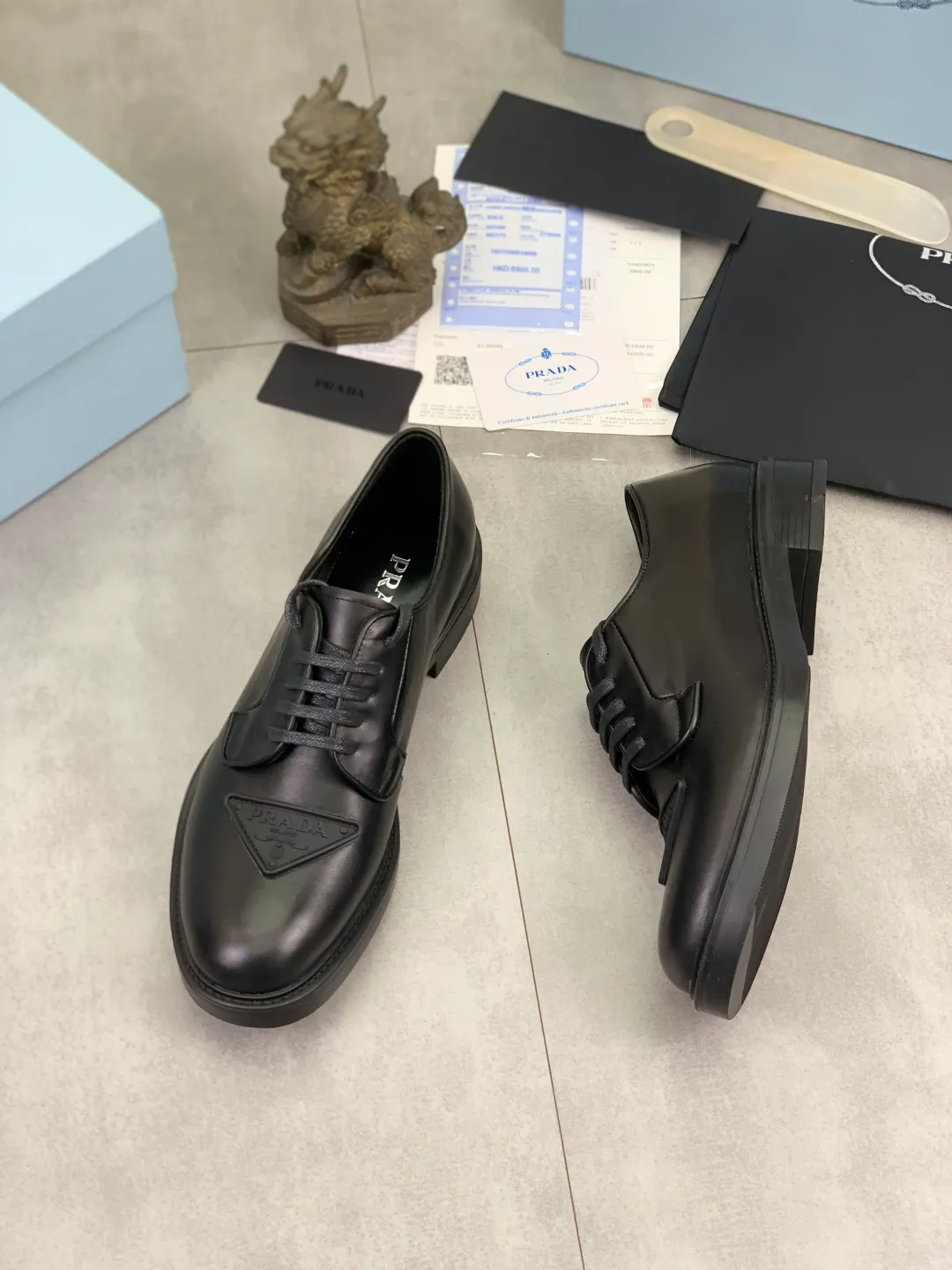 Men's Men's Shoes💰P640💰[New Style] High Quality Water-dyed Niuli 🆘[PRADA] Prada's latest casual business leather shoes for men! Listed simultaneously! The fabric is made of specially imported original calfskin, and the interior is made of imported water-dyed cowhide. It is absolutely luxurious and leads the fashion trend. High-end combination rubber outsole, size: 38-44 (45 and 46 can be customized) 3️⃣ colors available